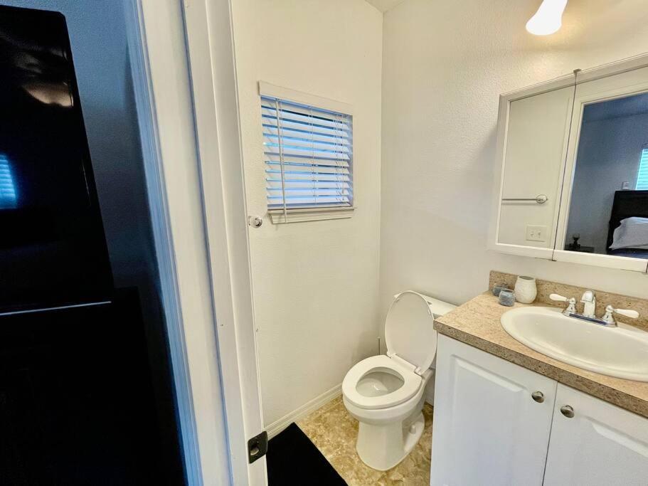 Cozy Modest Home Near Universal Studios/Volcanobay Orlando Extérieur photo